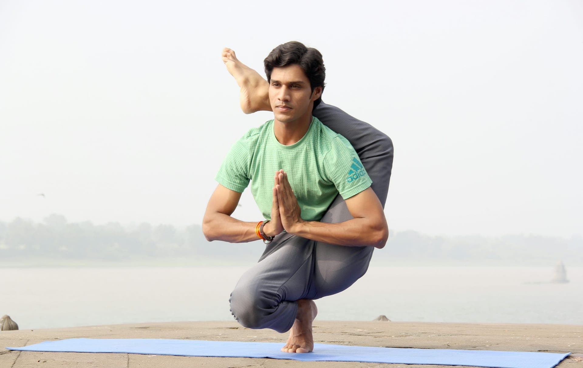 Yin Yoga yoga — Deep stretch & stillness